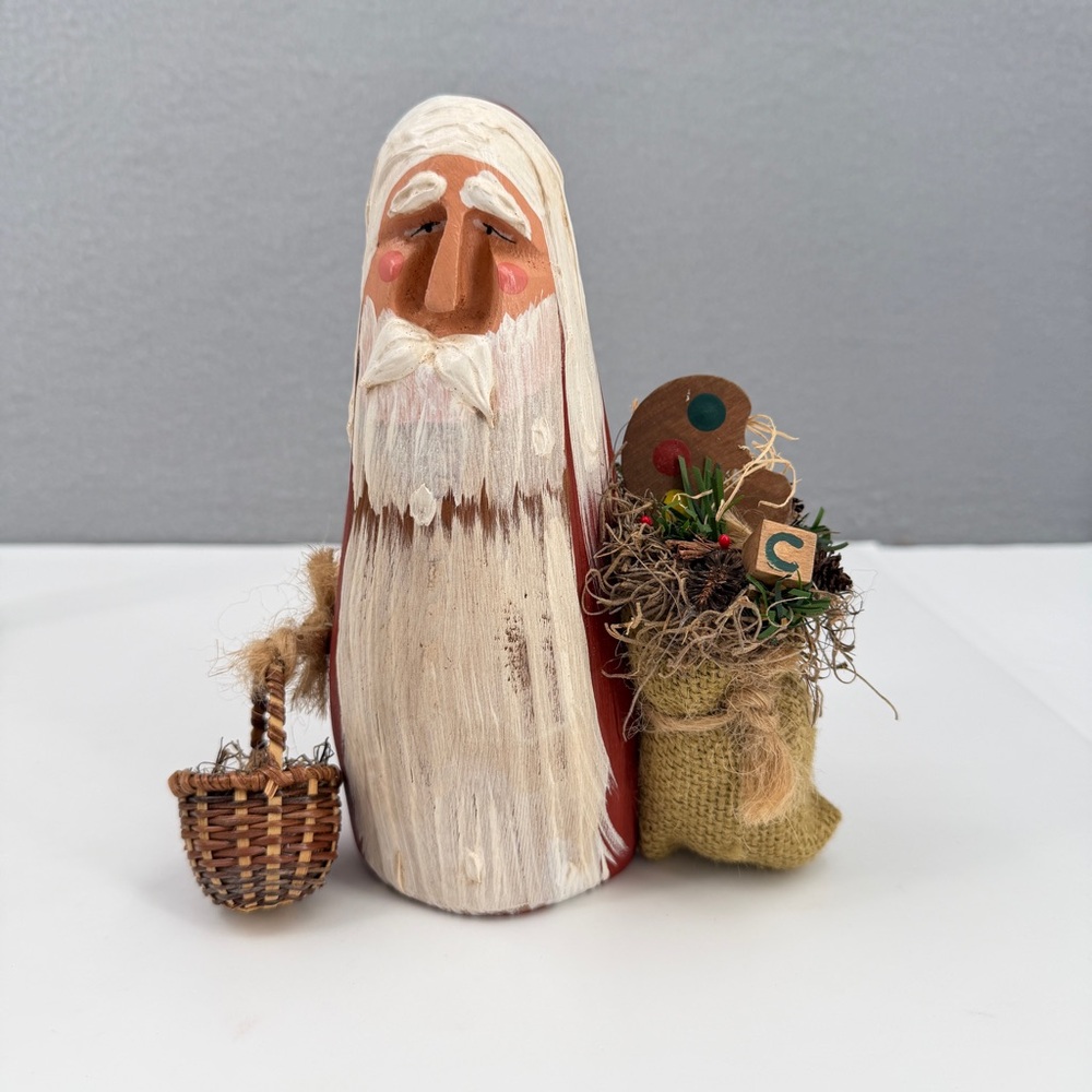 Classic Wooden Hand Carved Woodland Sack Santa Claus Figurine Primitive Folk Art